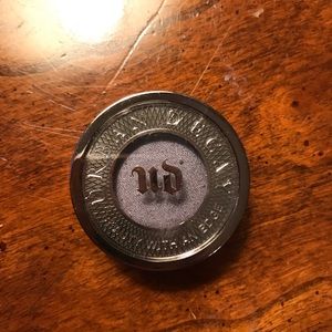 URBAN DECAY EYESHADOW IN ACDC SHADE